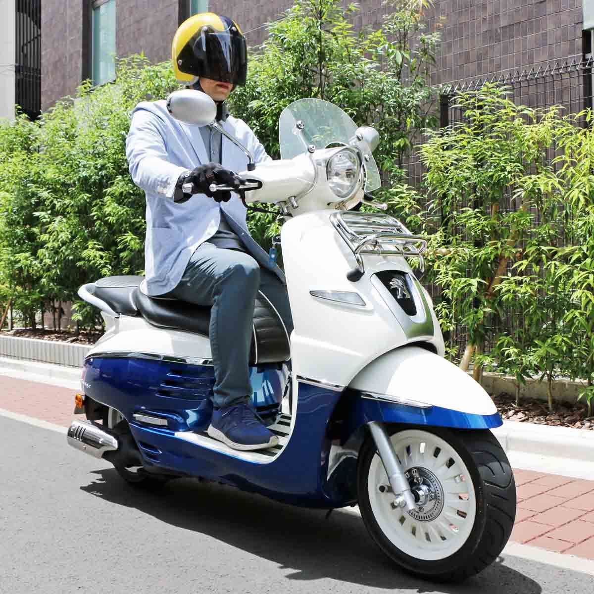 通勤や通学に使いたい プジョーのおしゃれなスクーター ジャンゴ 125 エバージョン Abs 価格 Comマガジン
