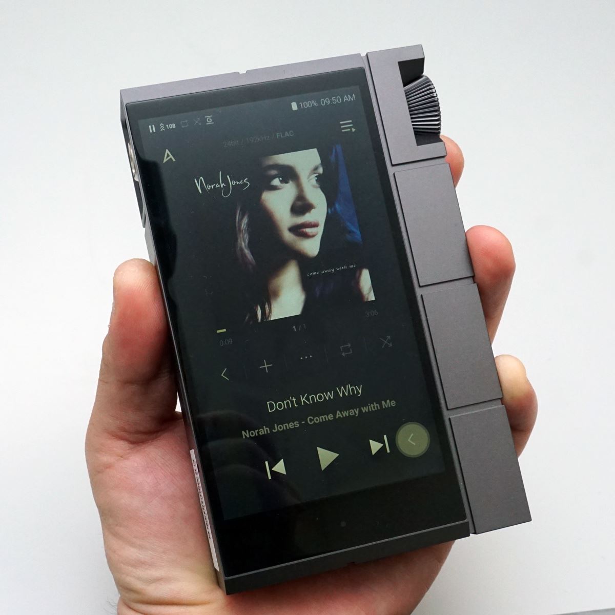 ポータブルプレーヤー Astell&amp;Kern AK SE180 ES9038 PRO DAP AK超弩級プレーヤー「KANN CUBE」。8ch「ES9038PRO」×2基