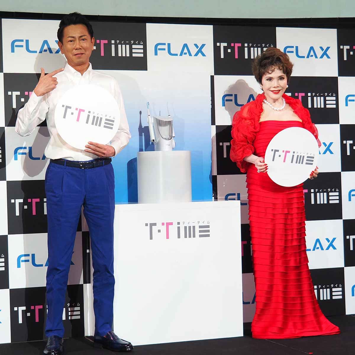 世界初! 水素水を使ったジェット水流でオーラルケアができる 世界初! 水素水を使ったジェット水流でオーラルケアができる