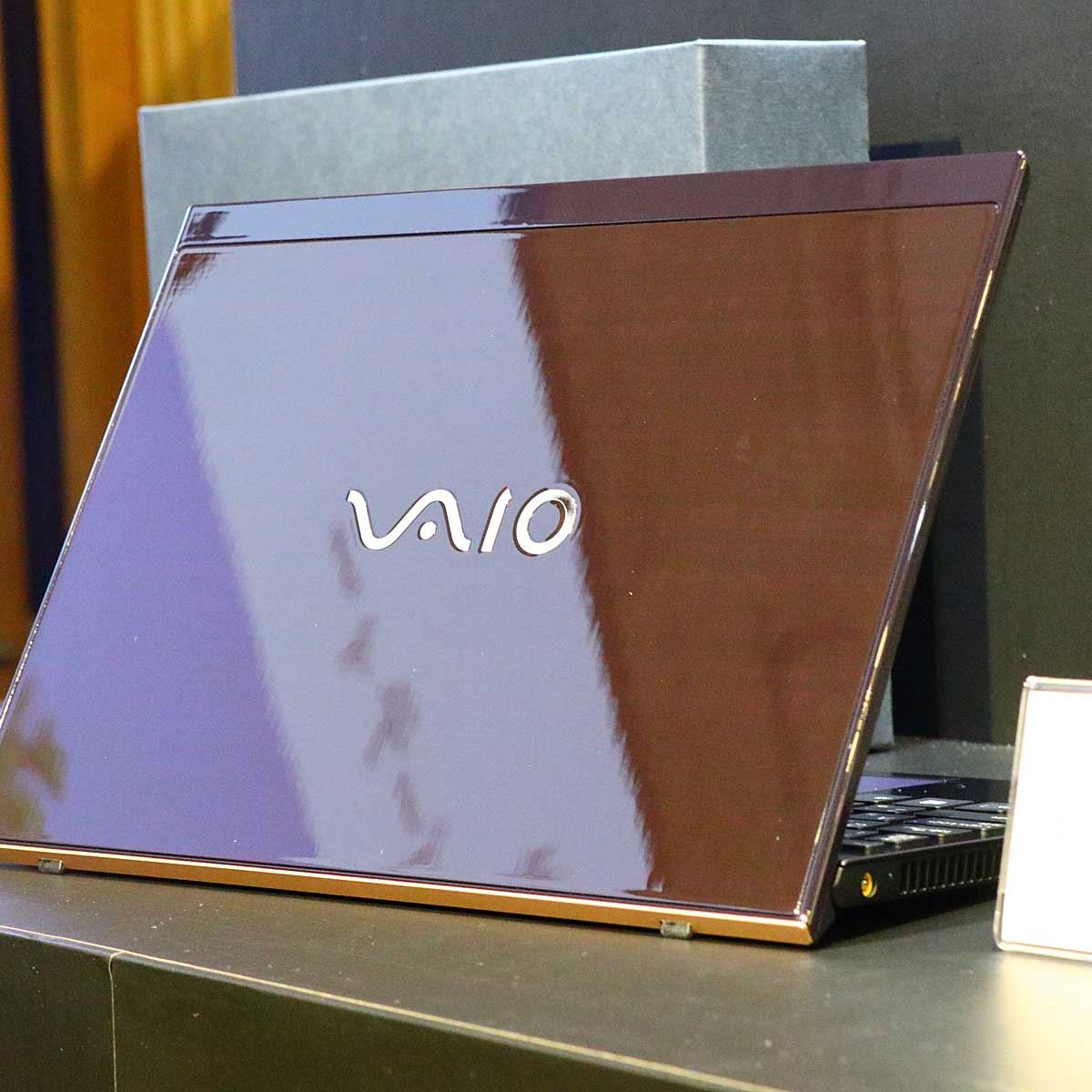 12 5型でフルピッチキーボード搭載の Vaio Sx12 新画面サイズで小型モバイルに新風 価格 Comマガジン