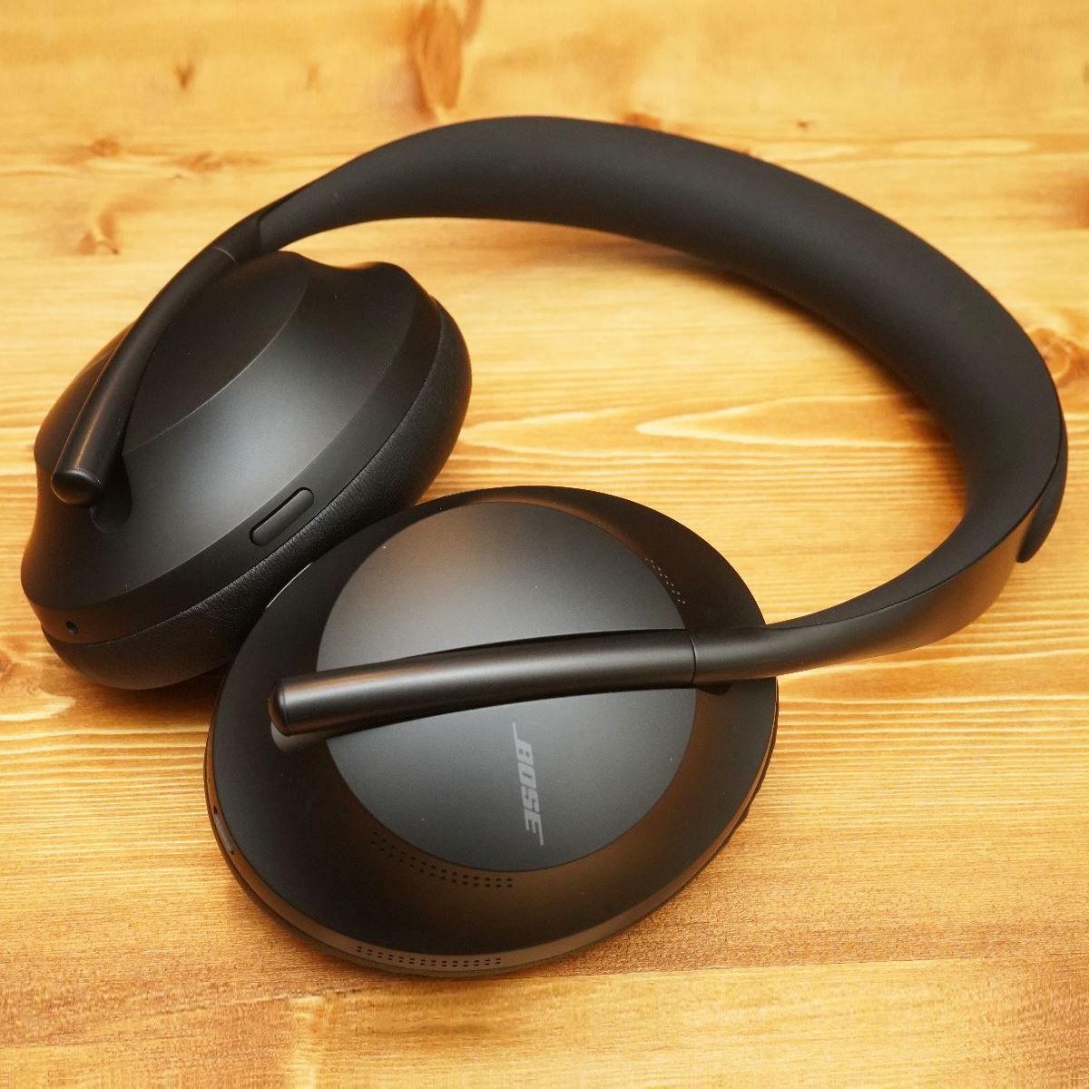 BOSE ノイズキャンセリング ワイヤレス ヘッドホン NC700 ブラック+