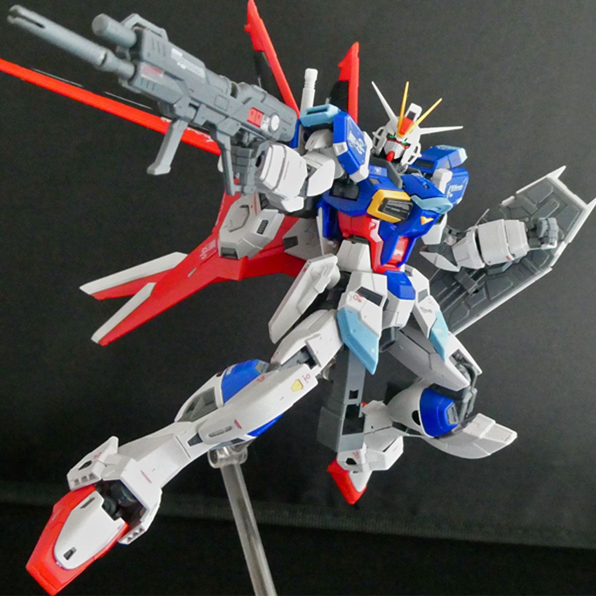 RG フォースインパルスガンダム　[チタニウムフィニッシュ]　ガンプラ　新品