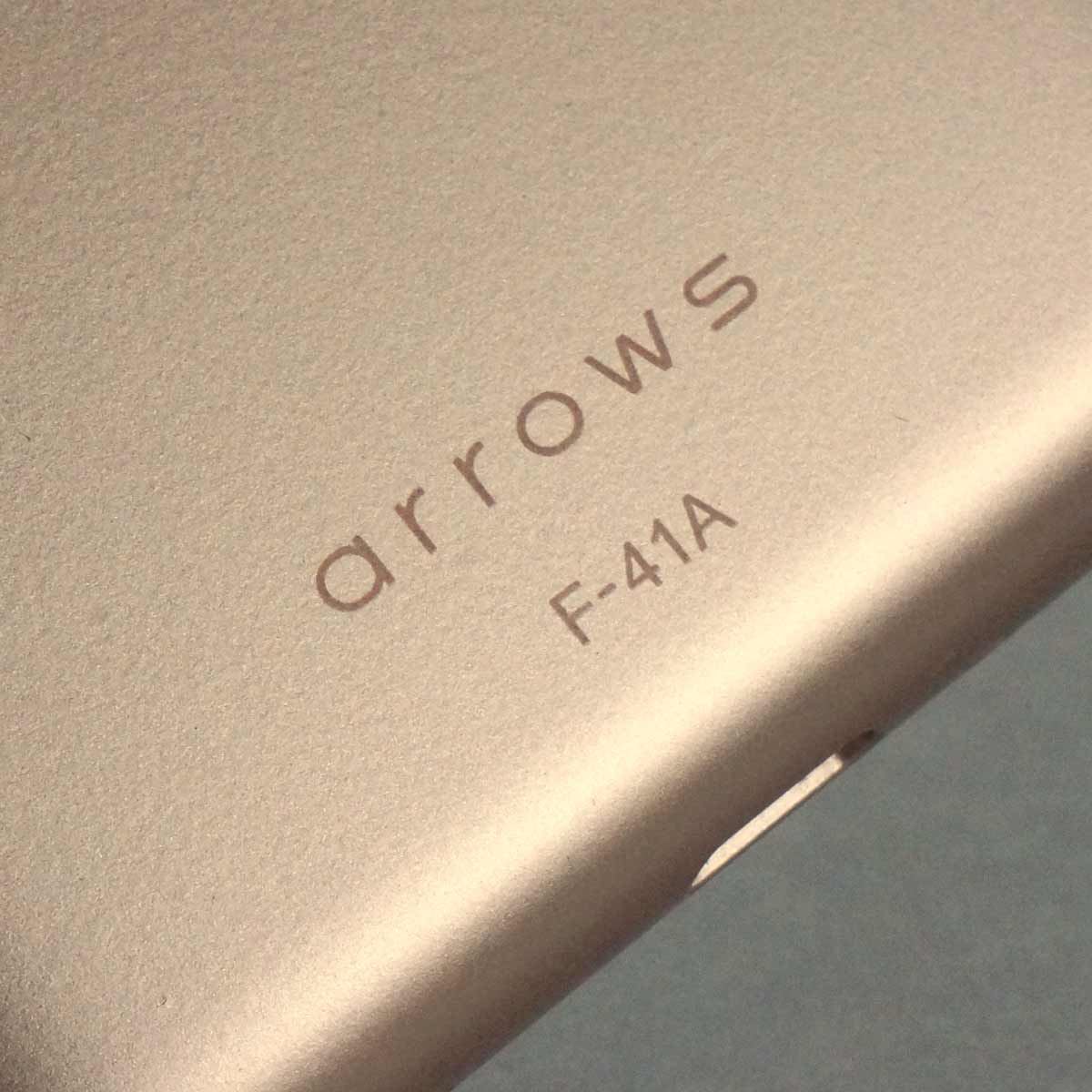 【・SIMロック解除済】arrows Be4 F-41A(W)スマートフォン/携帯電話