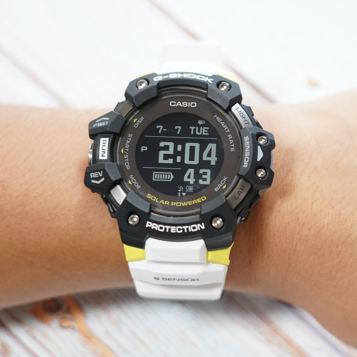 ☆送料無料☆ 当日発送可能 G-SHOCK GBD-H1000-8JR ジー スクワッド kids-nurie.com