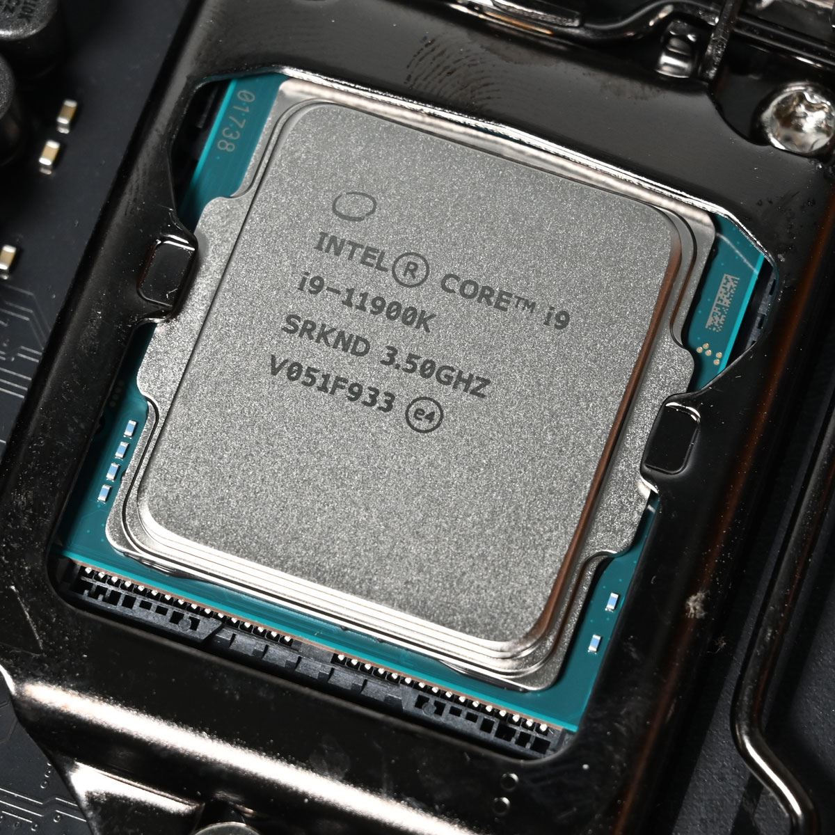 インテルのデスクトップPC向け最新CPU「Core i9 11900K」「Core i5 