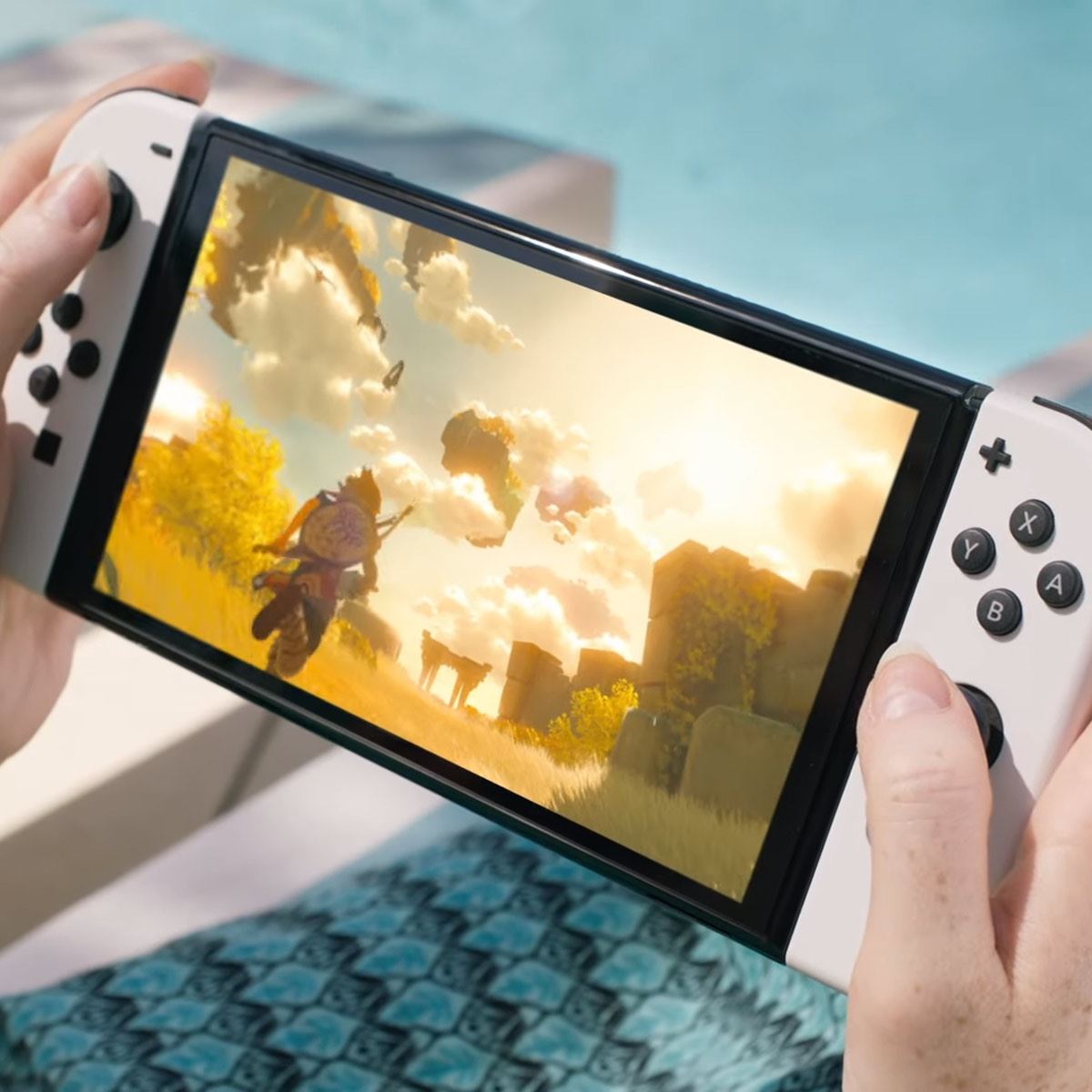 新型「Nintendo Switch（有機ELモデル）」が発表。従来機との違いは？ - 価格.comマガジン