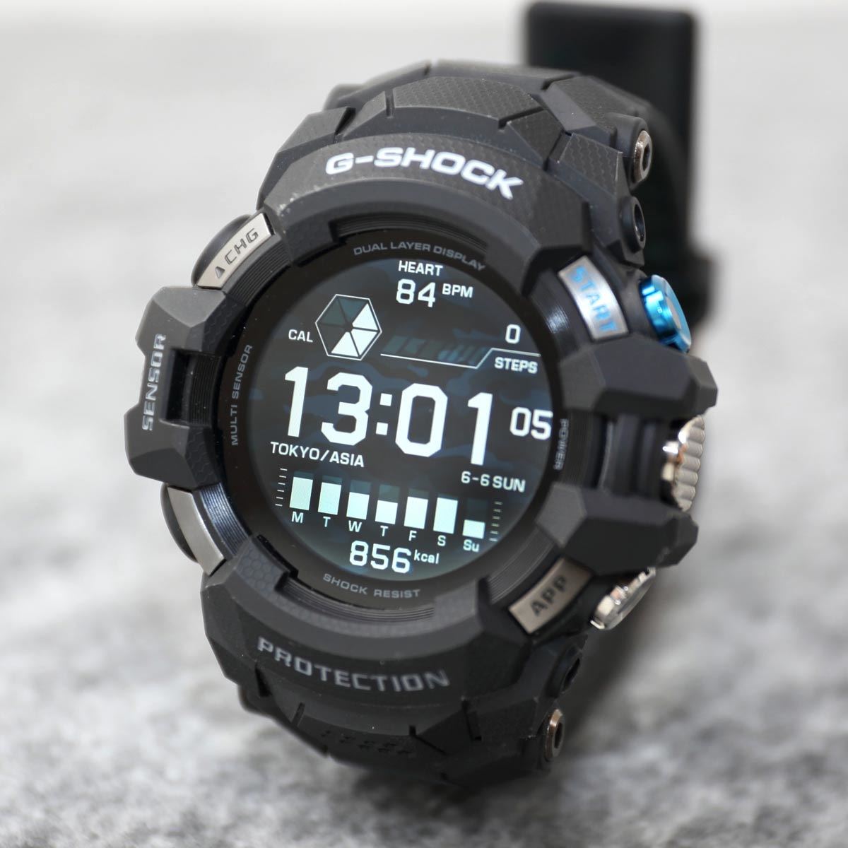 超美品　G-SHOCK G-SQUAD PRO GSW-H1000-1JR