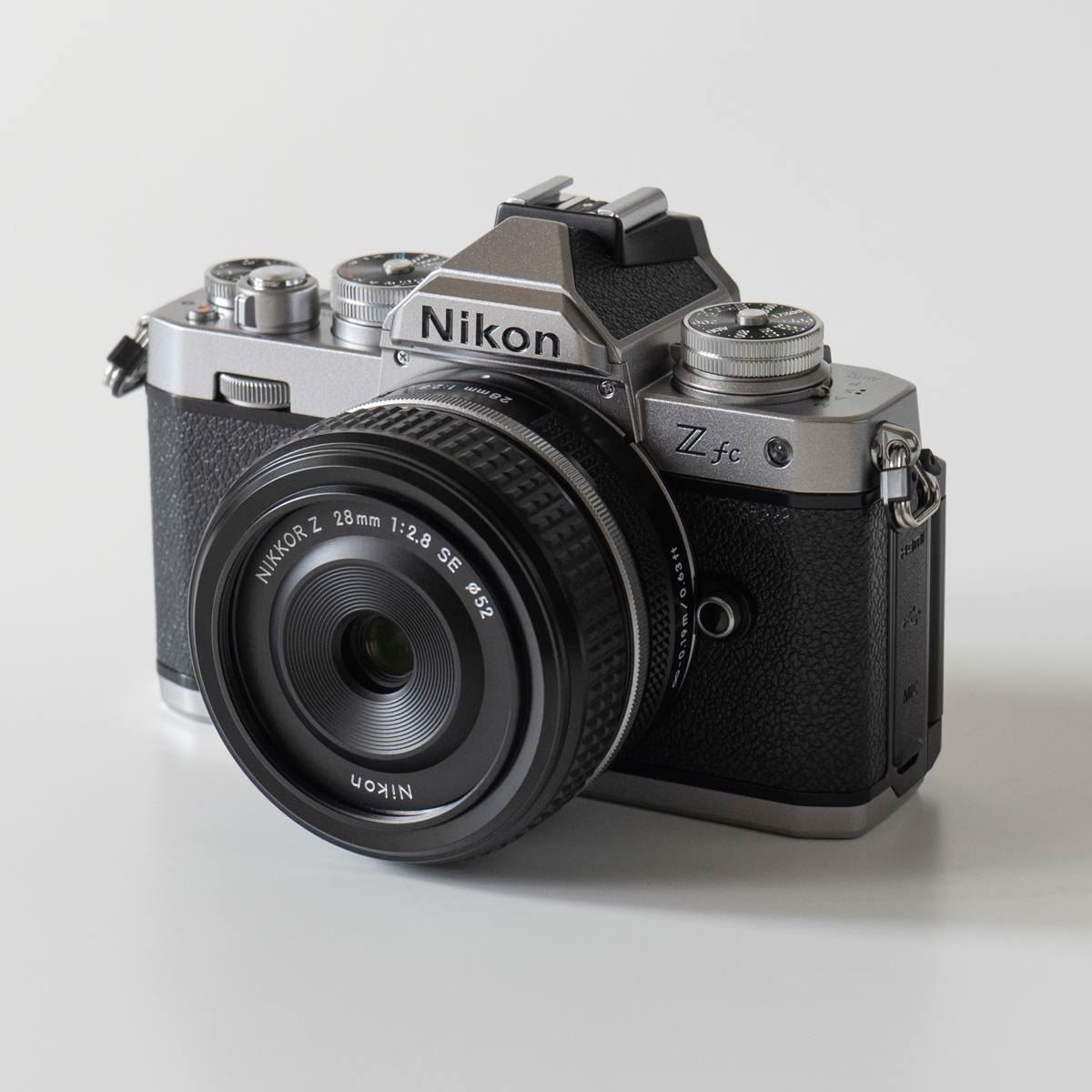 カメラ デジタルカメラ Nikon D3200 レンズキット BLACK dumortr.com