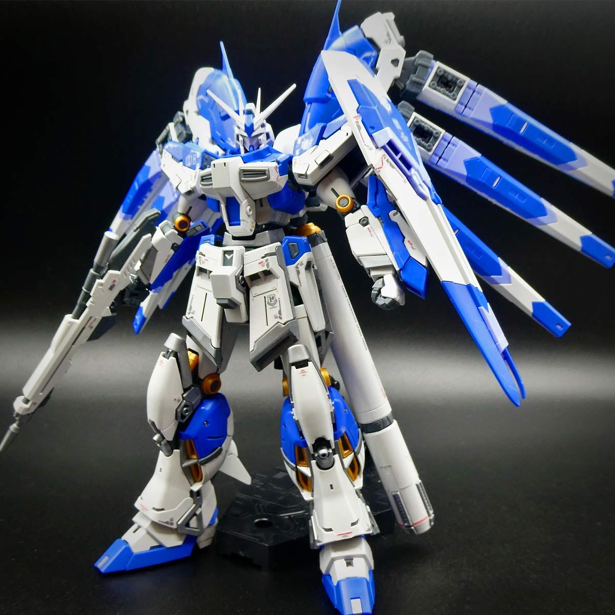 RG Hi-νガンダム、ゼータガンダム-