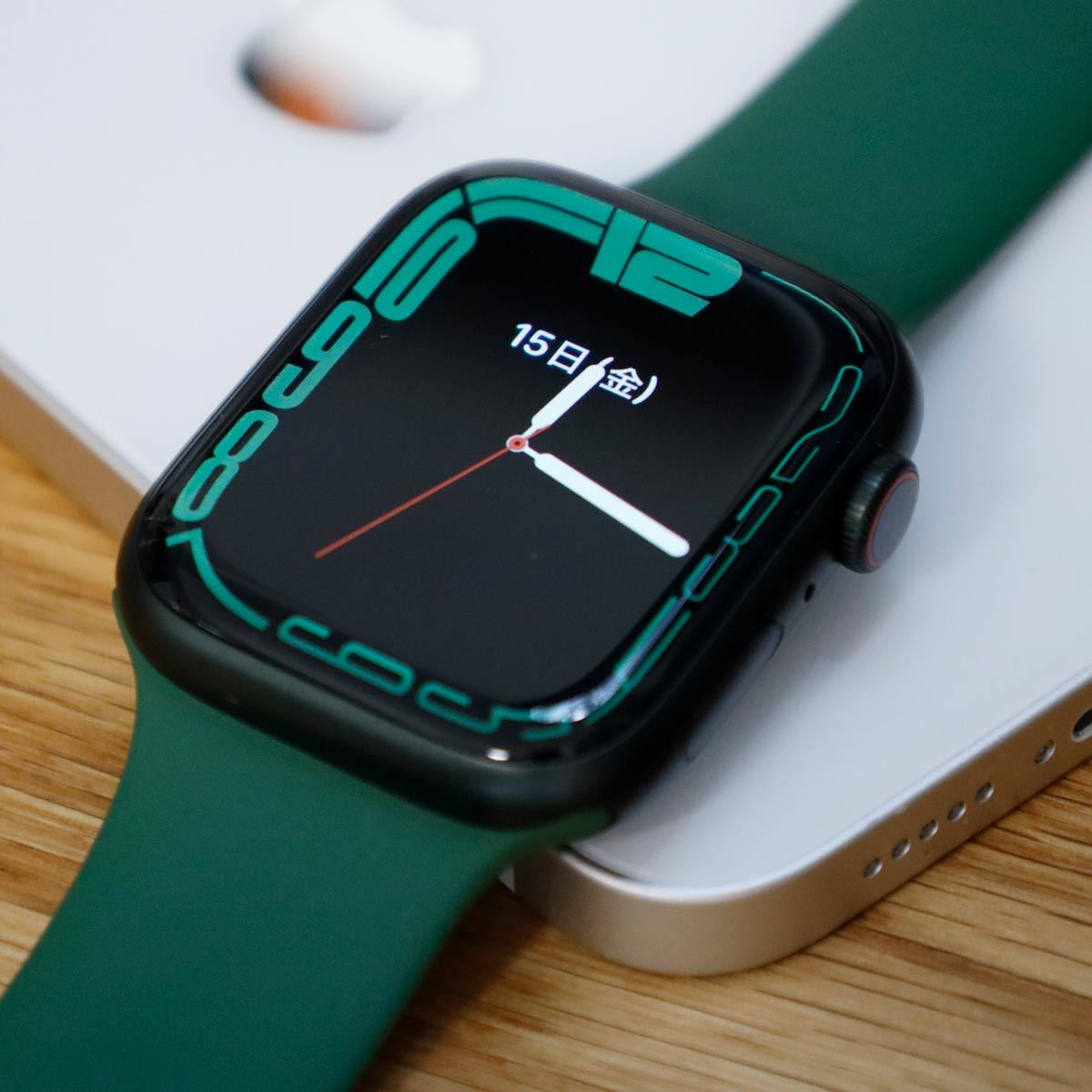 美品Apple Watch 7（GPSモデル45mmグリーンアルミニウムケース-