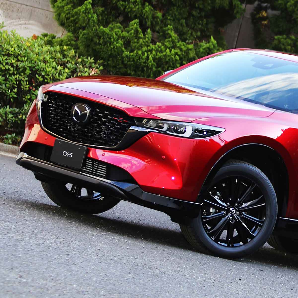 マツダ 新型「CX-5」改良モデルが2021年12月に発売！ヘッドライトや