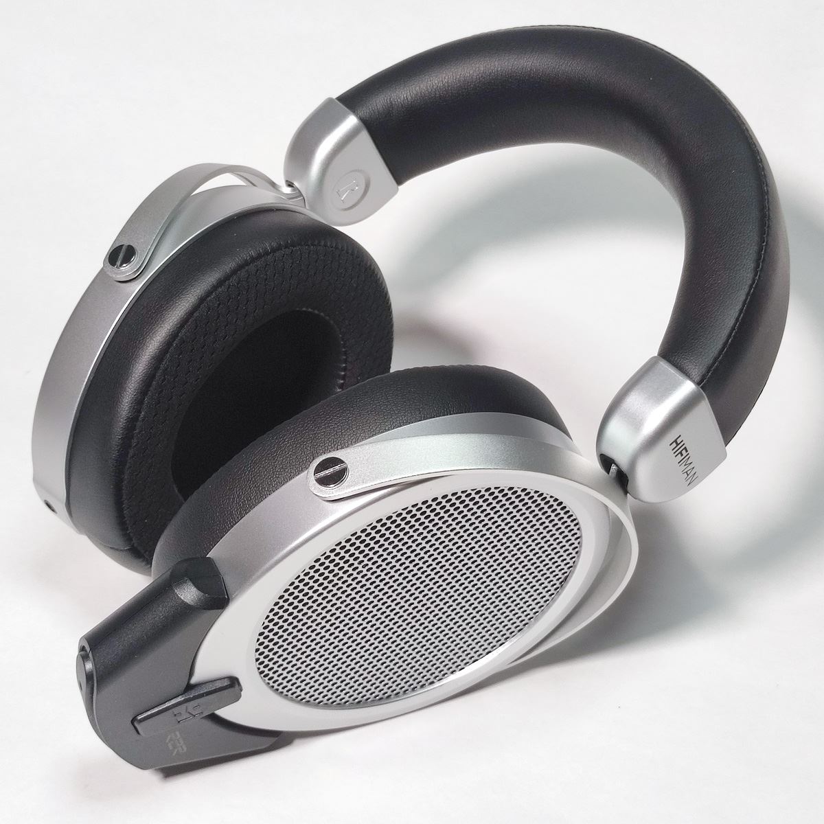 半額】 HIFIMAN DEVA Bluetooth付き平面磁界駆動ヘッドホン Pro