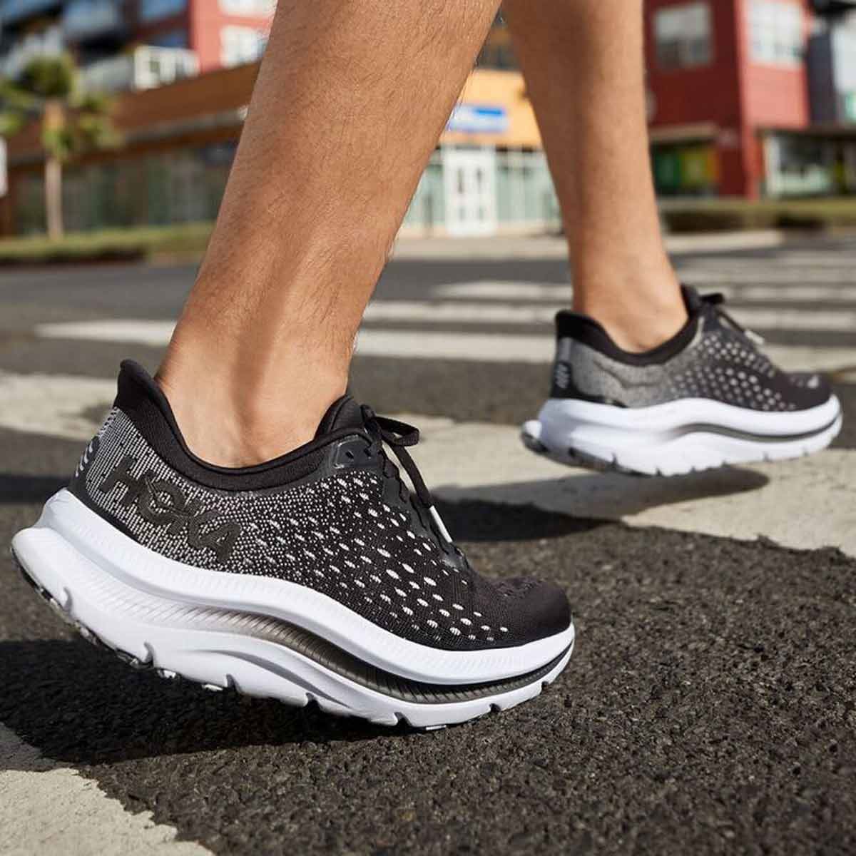 豊富な国産ホカ（HOKA）（メンズ）ランニングシューズCARBON X 3　26.5センチ ウォーキング・ランニングウェア