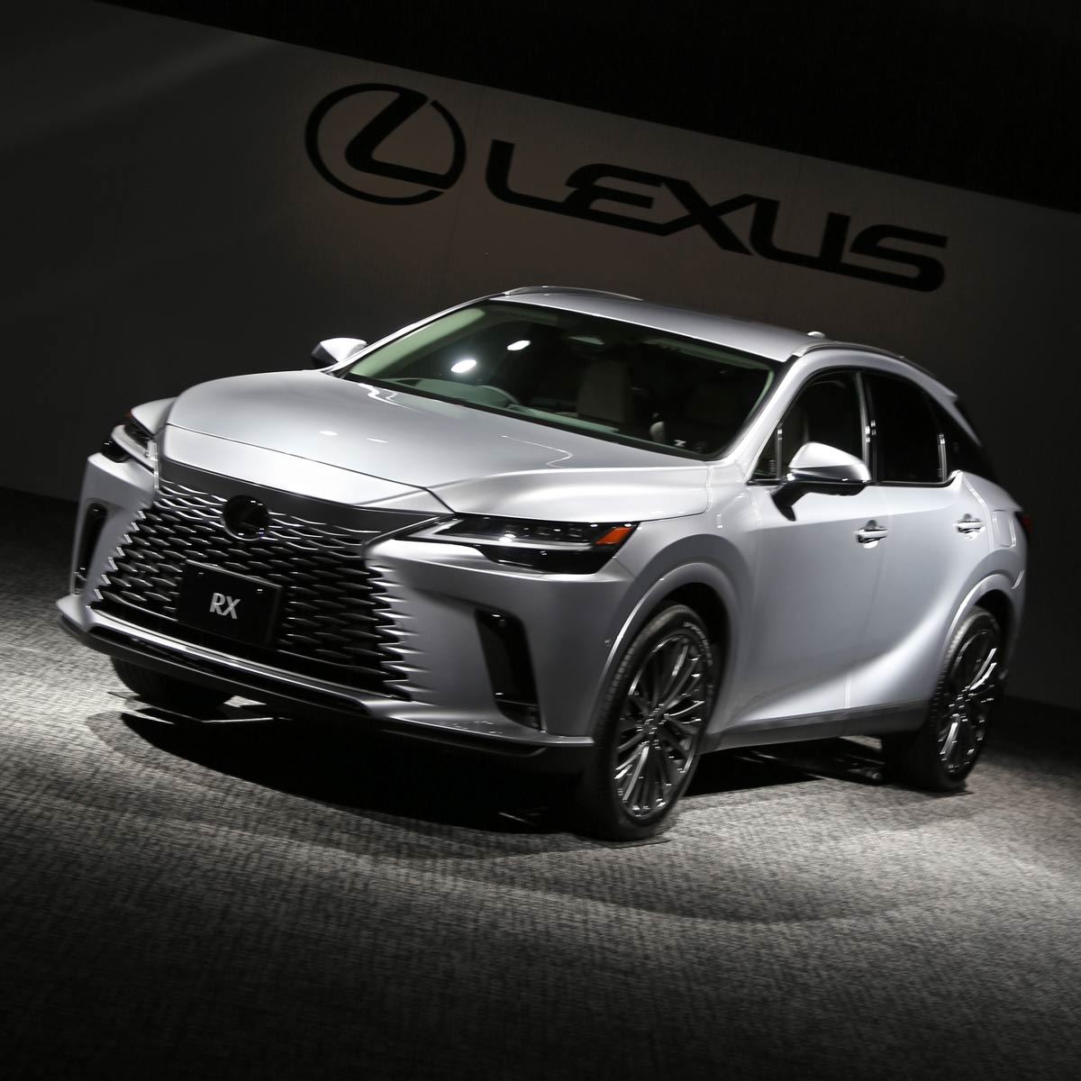 美しすぎる レクサス 新型 Rx が世界初公開 日本では22年秋に発売予定 価格 Comマガジン