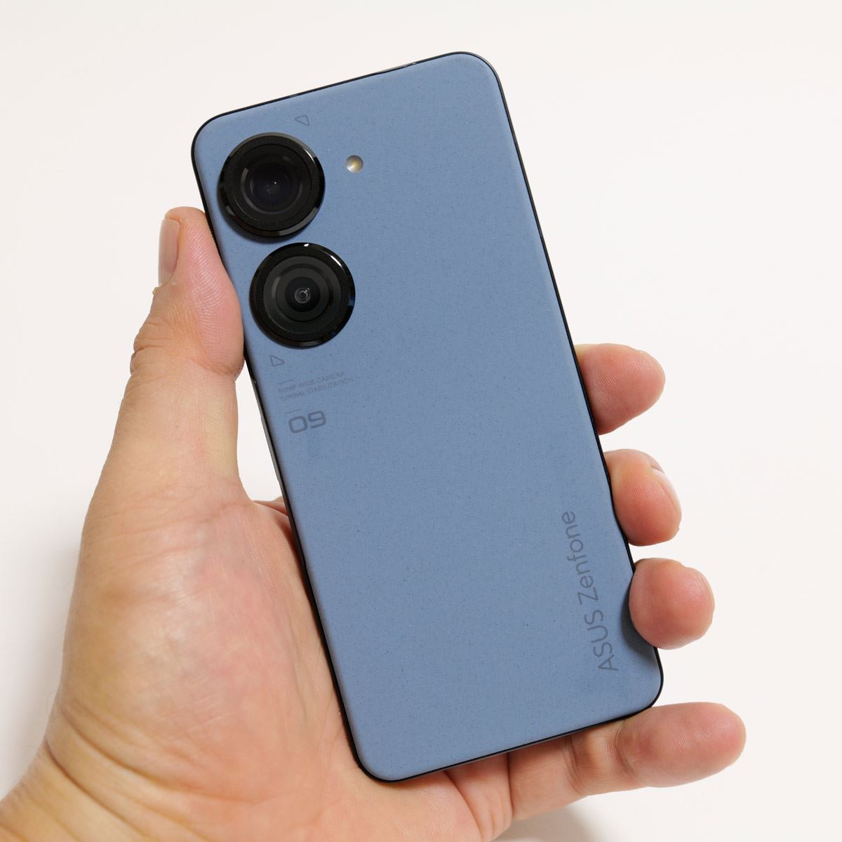 Zenfone 9 (AI2202) スターリーブルー-