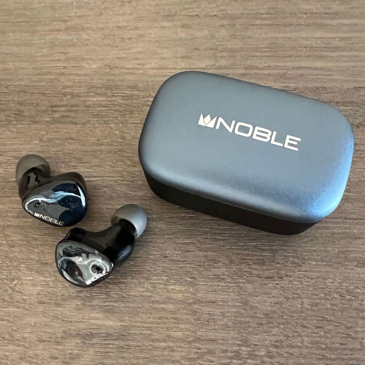 週末値下げ Noble Audio Fokus Mystique-