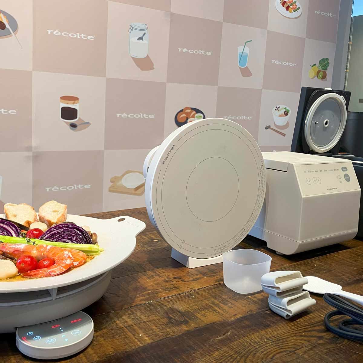 ごはんとおかず」が同時につくれる炊飯器と「映える」卓上IHホット 