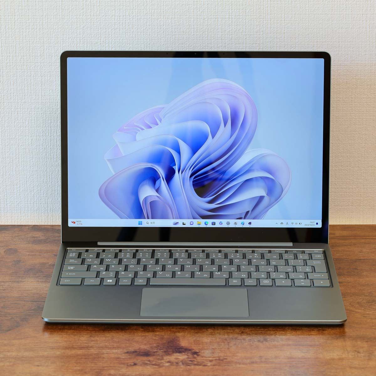 surface laptop 初代