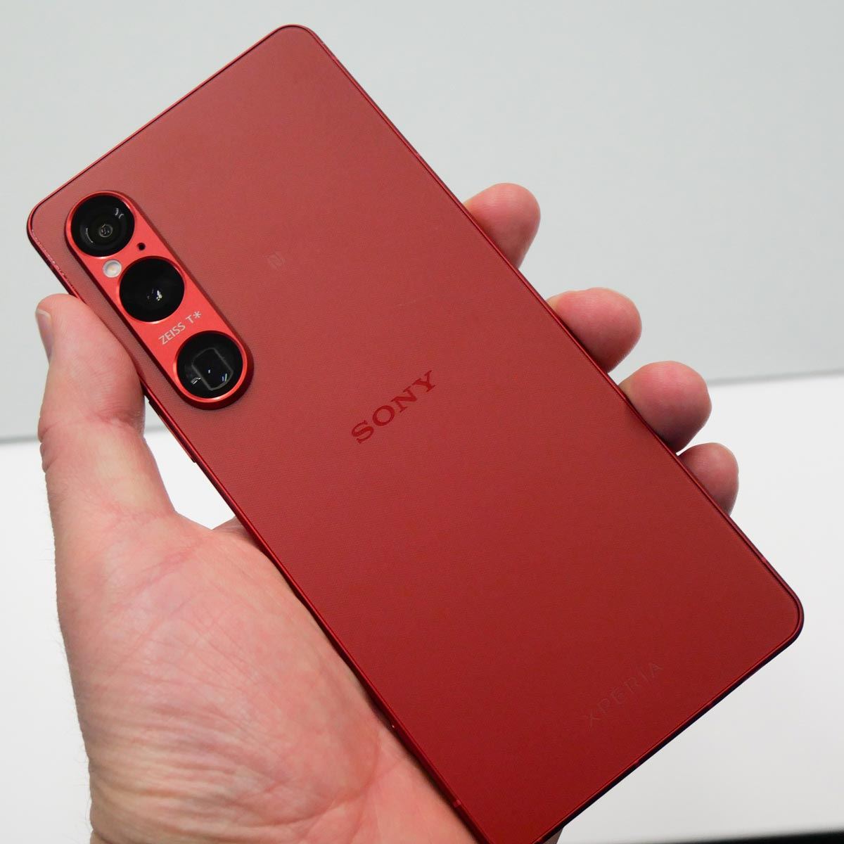 スマートフォン本体 レッド XPERIA XZ Premium Rosso(レッド)