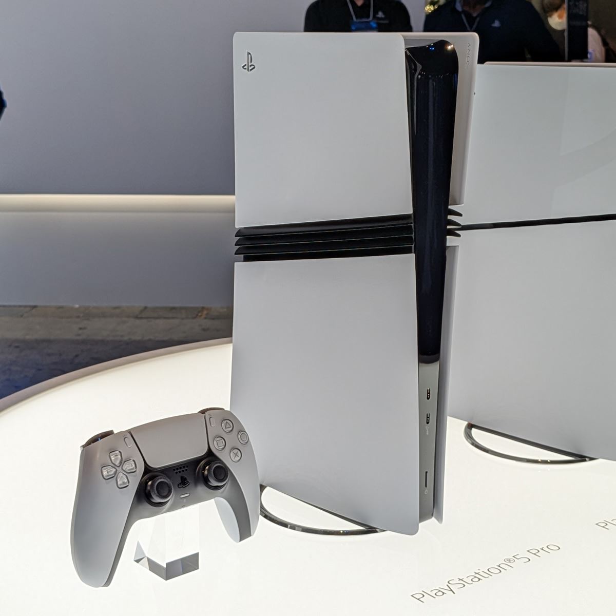 思ってたよりイイぞ！ 「PS5 Pro」の美麗＆滑らかな映像を堪能してきた - 価格.comマガジン