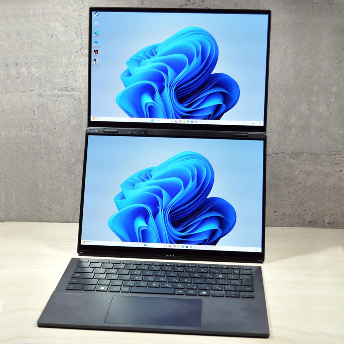 【60％OFF】 2つの14型ディスプレイで作業効率アップ！ ASUS「Zenbook DUO Windowsノート本体