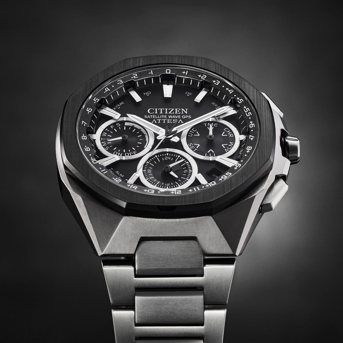 シチズン. アテッサ.Eco-Drive. チタン.電波ソーラー腕時計