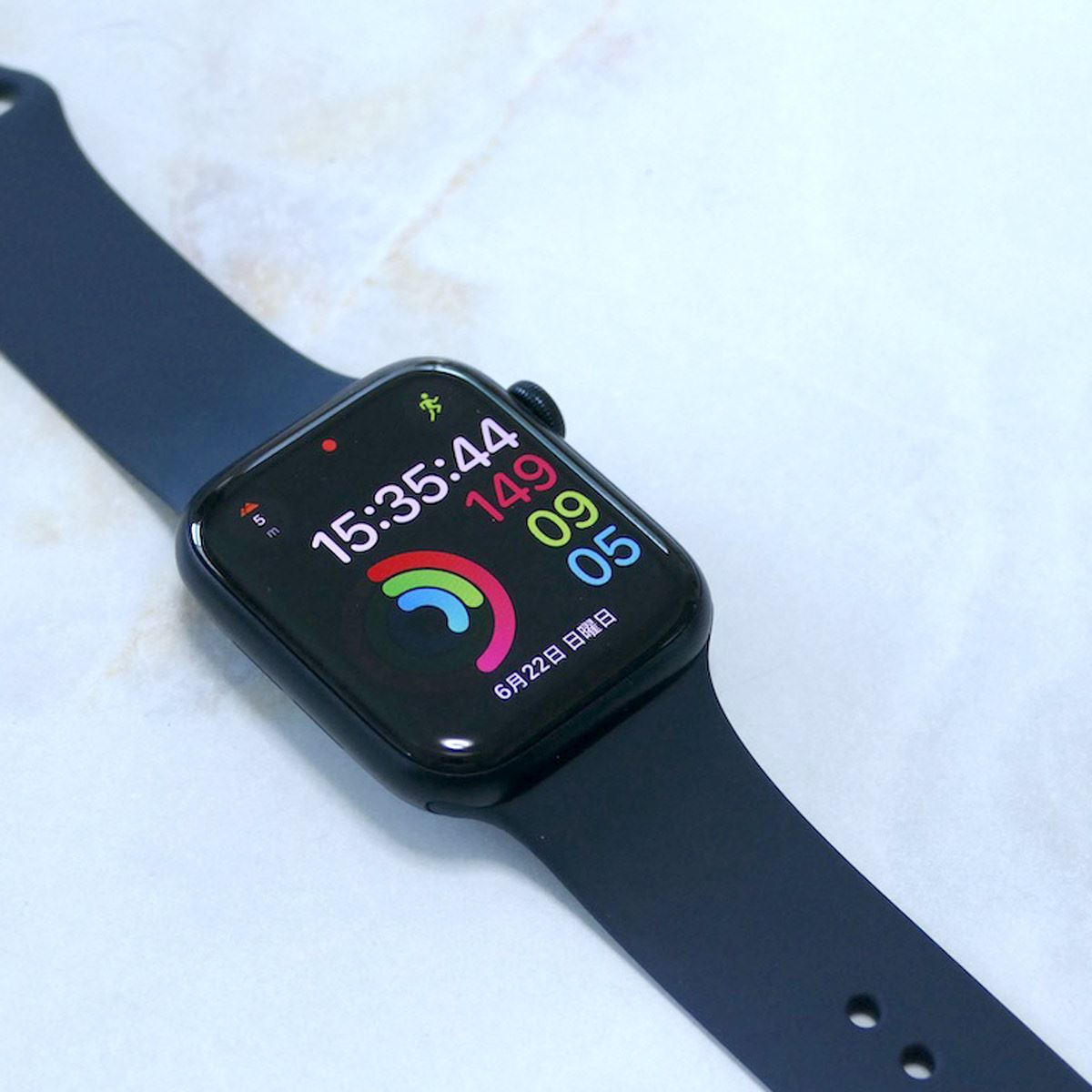 安いほうだけど「Apple Watch SE」でよいかも！ と思える3つの理由 