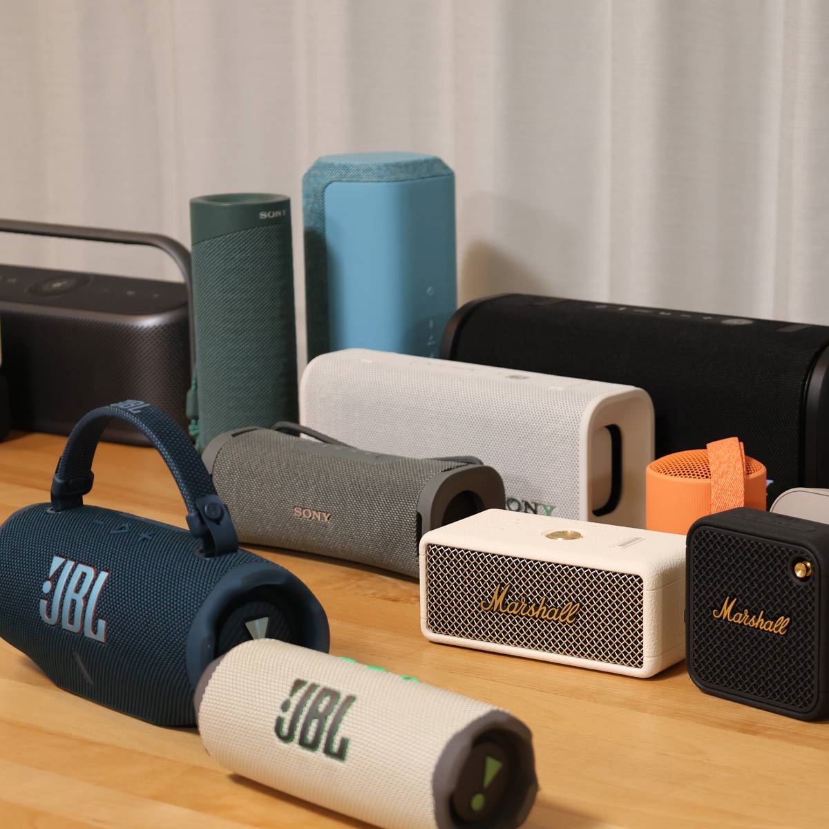 おすすめBluetoothスピーカー3選！ コスパ、音質、携帯性にすぐれて