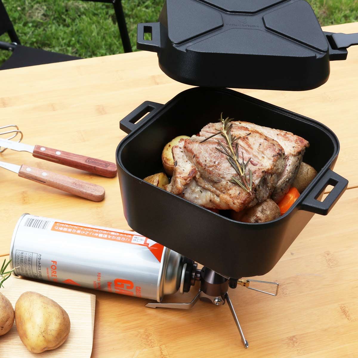 未使用　イワタニCAMP STOVE+ダッチオーブン アウトドア 未使用 イワタニCAMP STOVE+ダッチオーブン