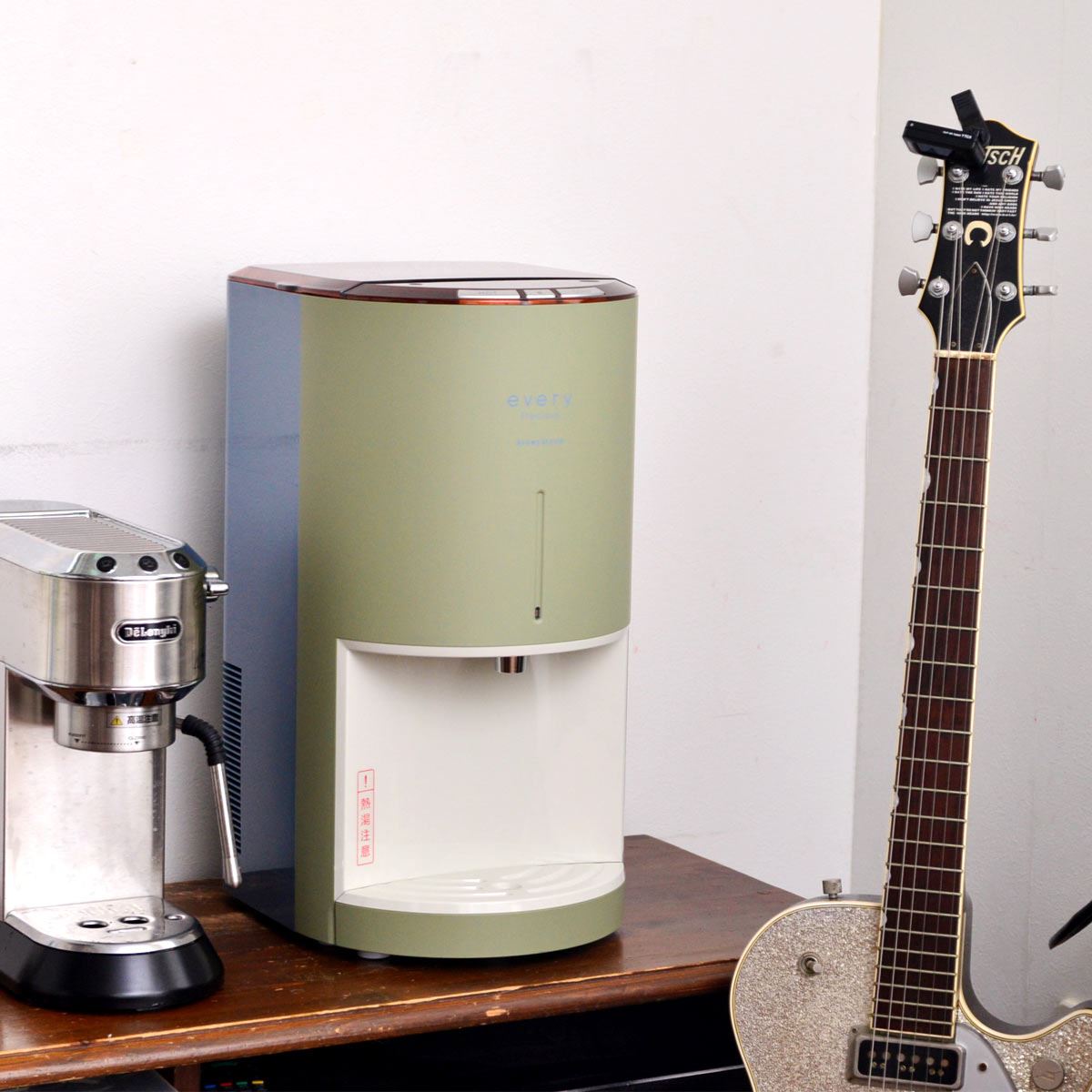 mini every frecious ウォーターサーバー　BSH 311 美品 浄水】卓上型の小さなウォーターサーバーevery frecious mini