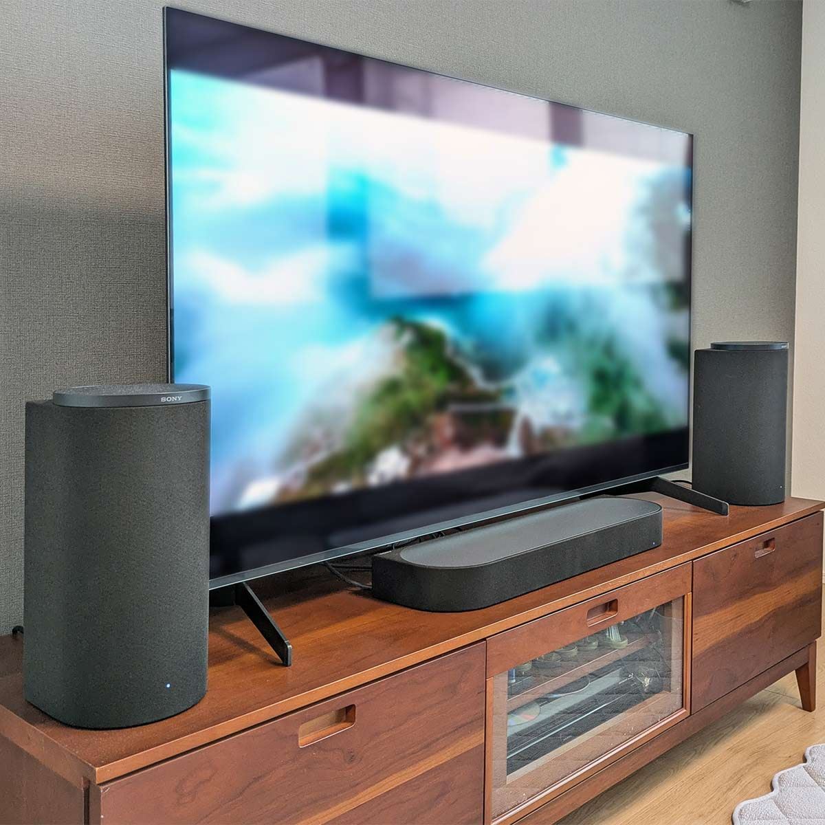 BRAVIA Theatre Trio」と1か月暮らしたら、1本のサウンドバーとは