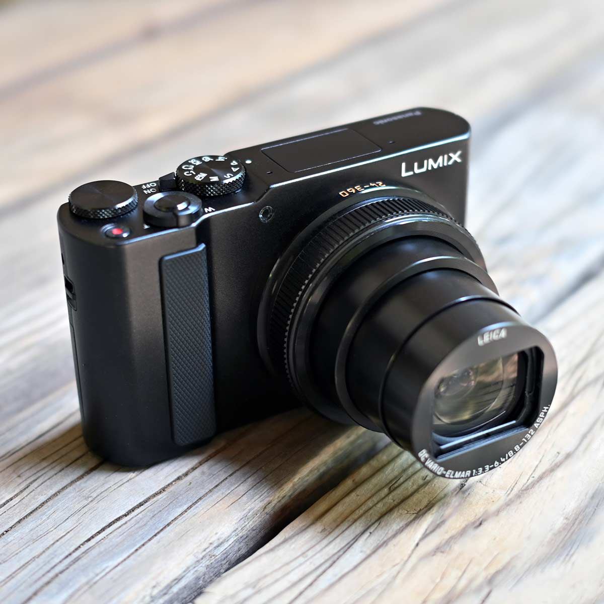 パナソニック「LUMIX TX3」実写レビュー！ 1インチセンサー×光学15倍