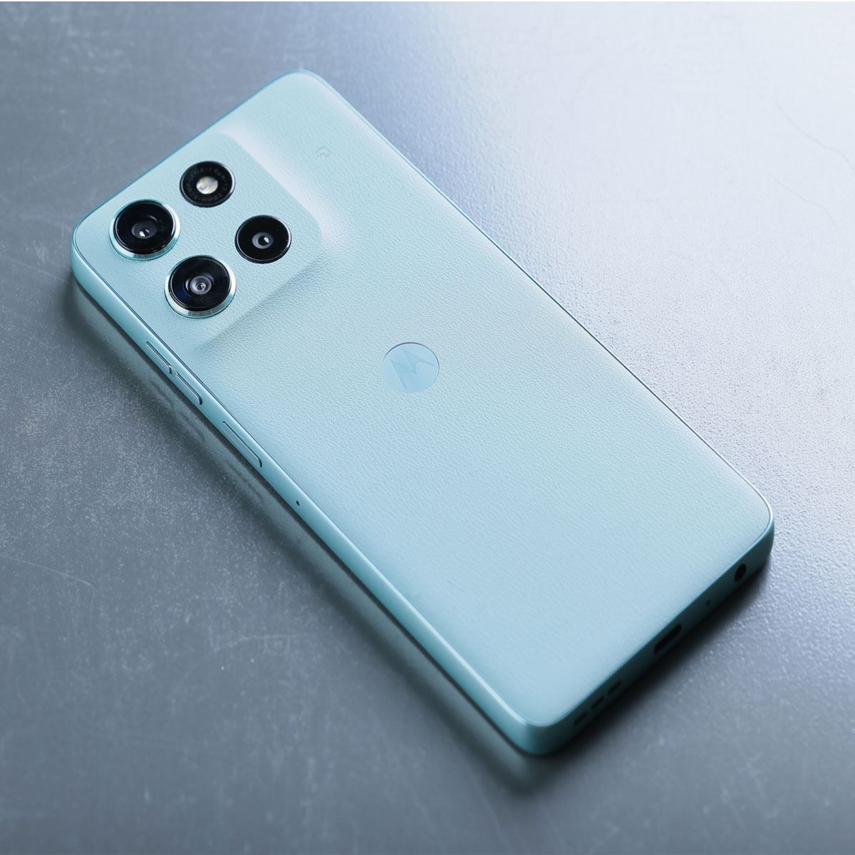 約3万円の人気スマホ「moto g66j 5G」。プライベートと仕事でフル活用