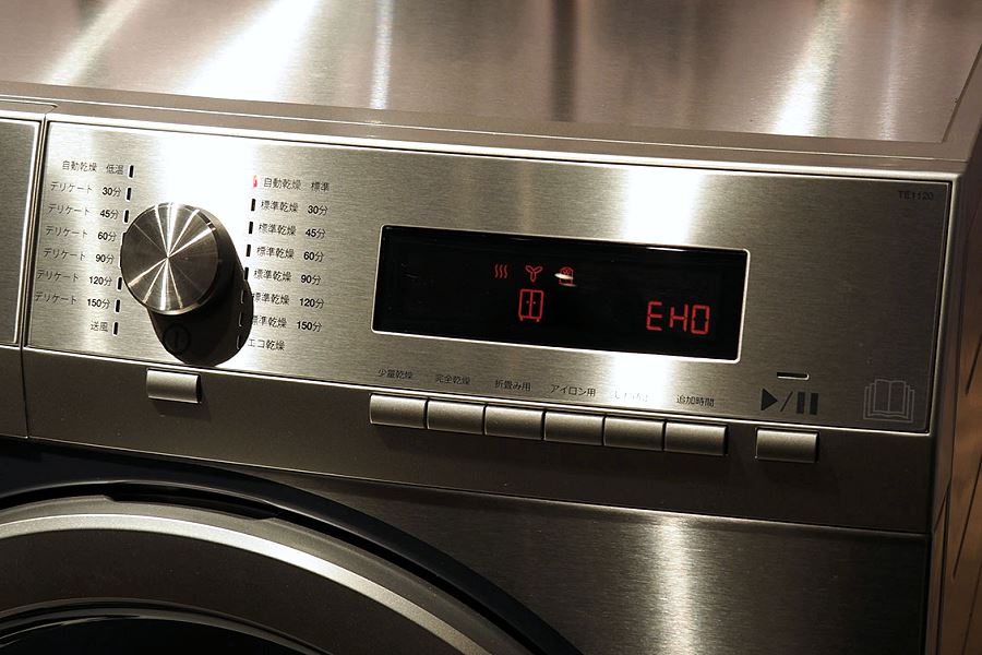 80℃の熱湯で洗う！ エレクトロラックスのセミプロ仕様洗濯機を見てきた 
