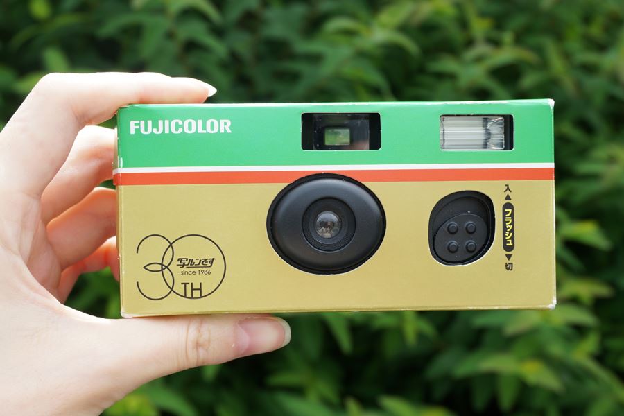 発売から30周年の「写ルンです」を20年ぶりに使ってみたところ