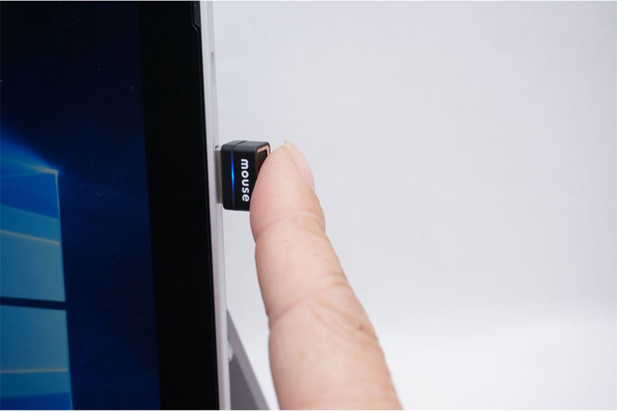 パソコンにタッチでログイン！ 夢のUSB指紋認証リーダー - 価格.com