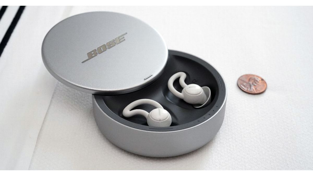 Boseが睡眠用イヤホン型デバイス「BOSE NOISE-MASKING SLEEPBUDS」を発表！ NYから現地レポート - 価格.comマガジン