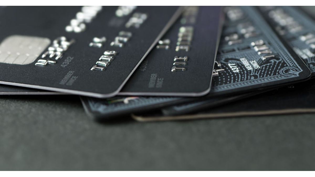アメックス　ブラックカード 利用可能枠無し】アメックスのブラックカード「センチュリオン