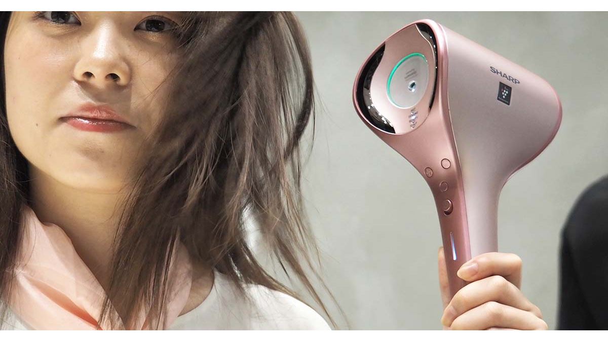 距離センサーで髪の熱ダメージなし！ シャープの美髪に導くプラズマ