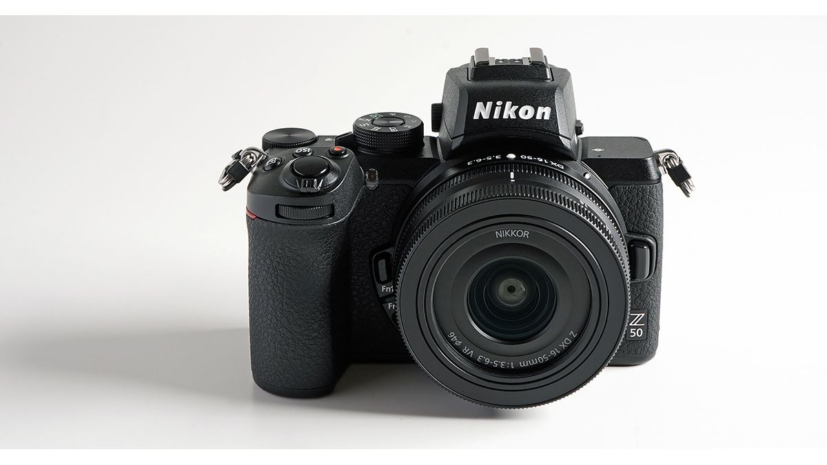 【シャッター数977枚】Nikon Z50 本体 ニコン ほぼ新品 Nikon ミラーレス一眼カメラ Z50 ボディ