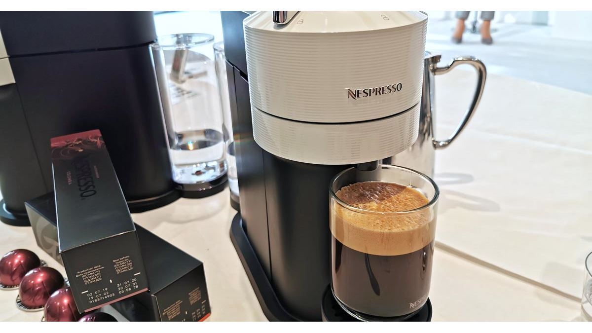 Nespresso ヴァーチュオネクスト ホワイト D（ヴァーチュオ