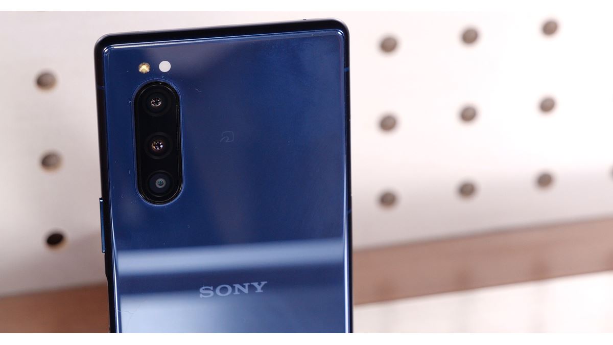 コンパクトスマホならコレで決まり！ 「Xperia 5」レビュー - 価格.com