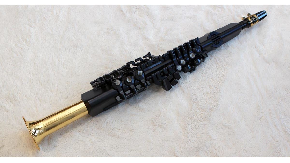 ヤマハの「デジタルサックス」を吹いてみた！ 管楽器初心者でも