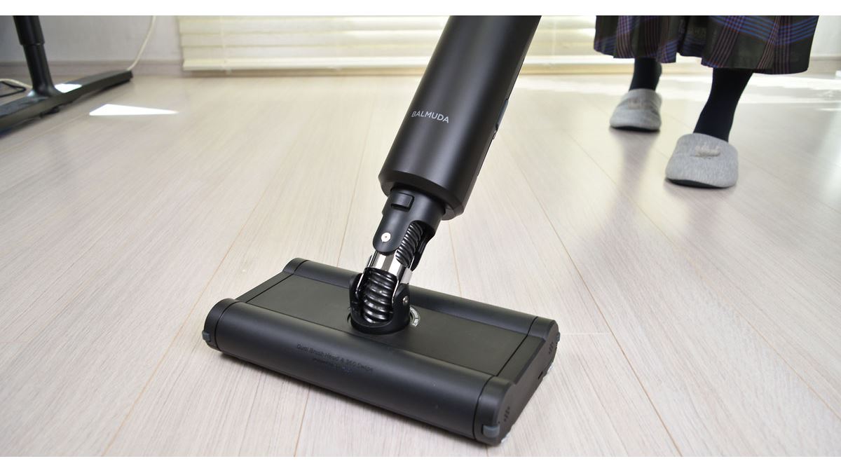 バルミューダの掃除機「BALMUDA The Cleaner」で掃除が楽しくなった！ - 価格.comマガジン