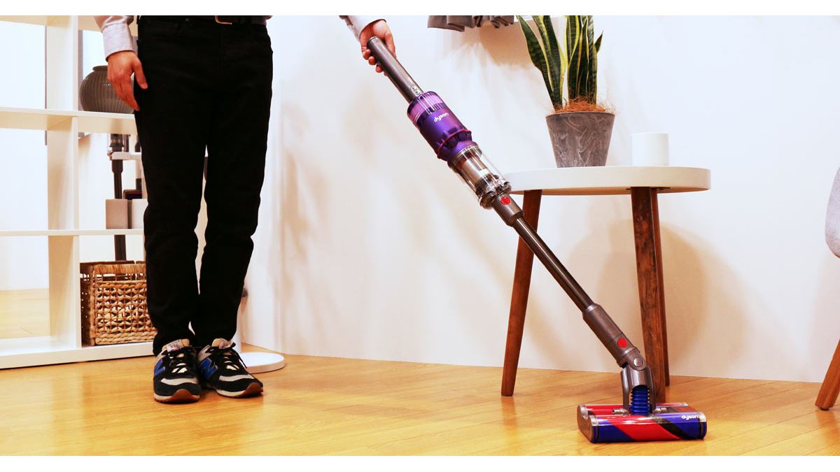 ダイソンの新しい掃除スタイル！全方向にヘッドを軽快に動かせる「Dyson Omni-glide」を見てきた - 価格.comマガジン