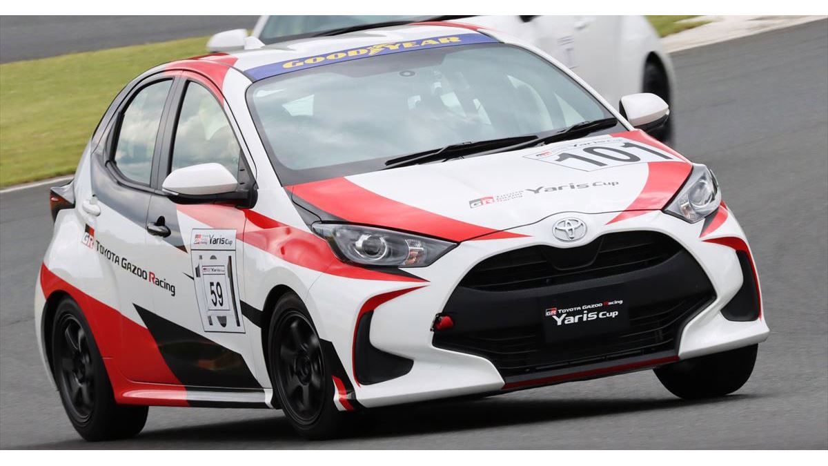 トヨタ ヤリスのワンメイクレース仕様「ヤリスカップカー」は、専用 