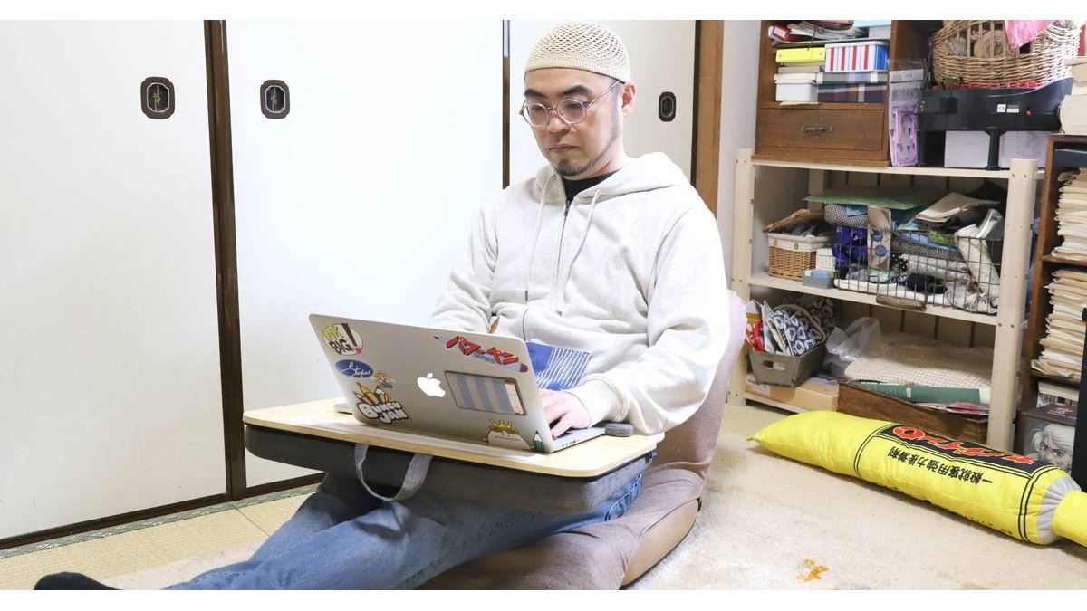 知らなきゃ損する「在宅ワークがはかどる文房具」！ 「ヒザ上デスク