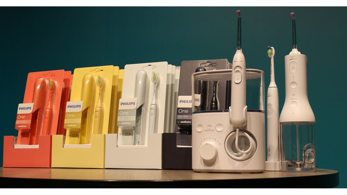 カラフルな電動歯ブラシ「Philips One」など、フィリップスが