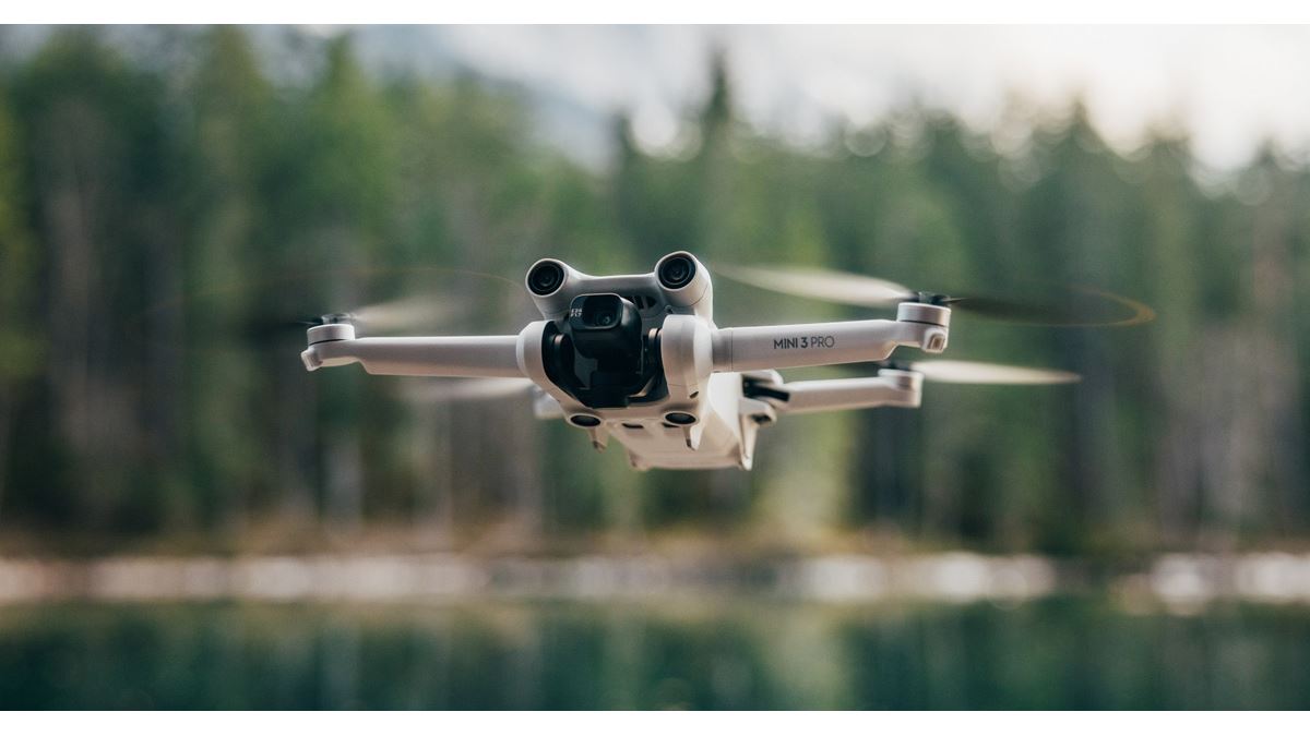 飛行時間が約2倍に！ 最強小型ドローン「DJI Mini 3 Pro」が登場 - 価格.comマガジン