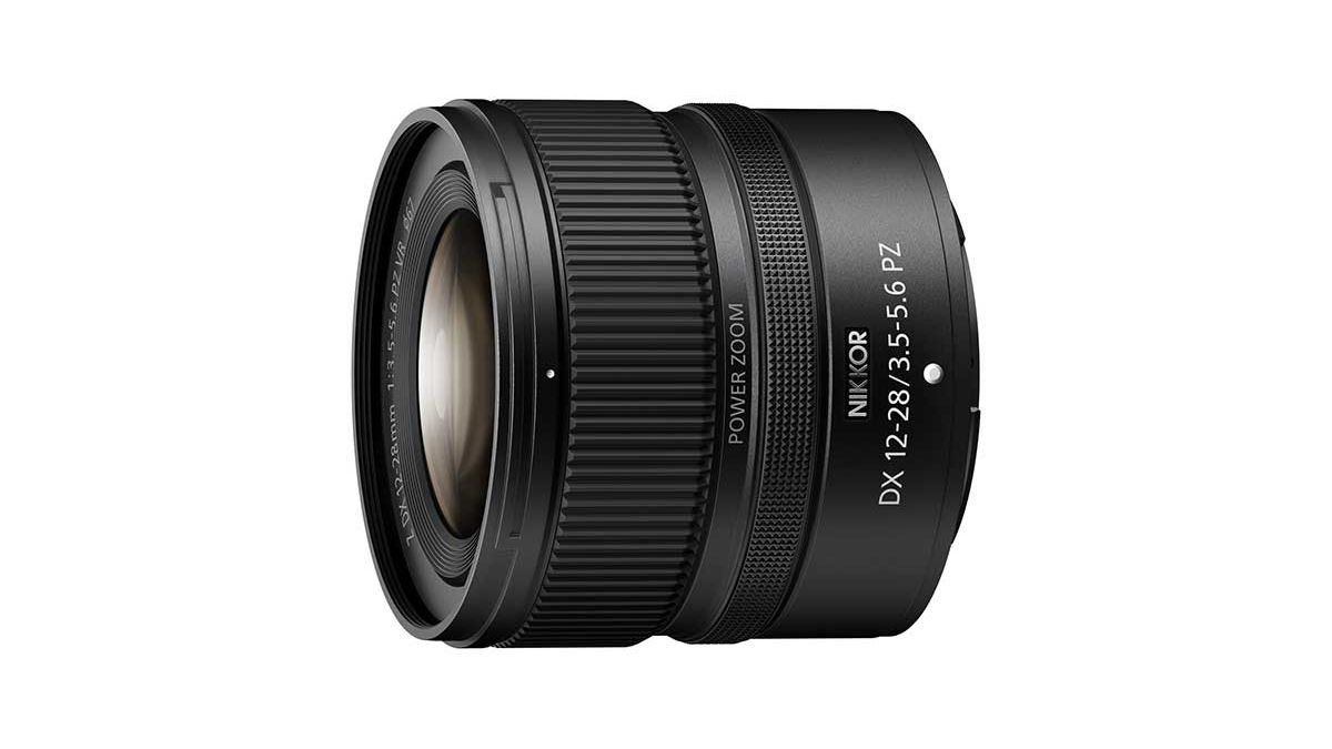 今週発売の注目製品】ニコンから、電動ズームを採用した超広角ズーム